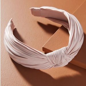 💫NEW WITH TAGS💫 knotted headband - Anthropologie